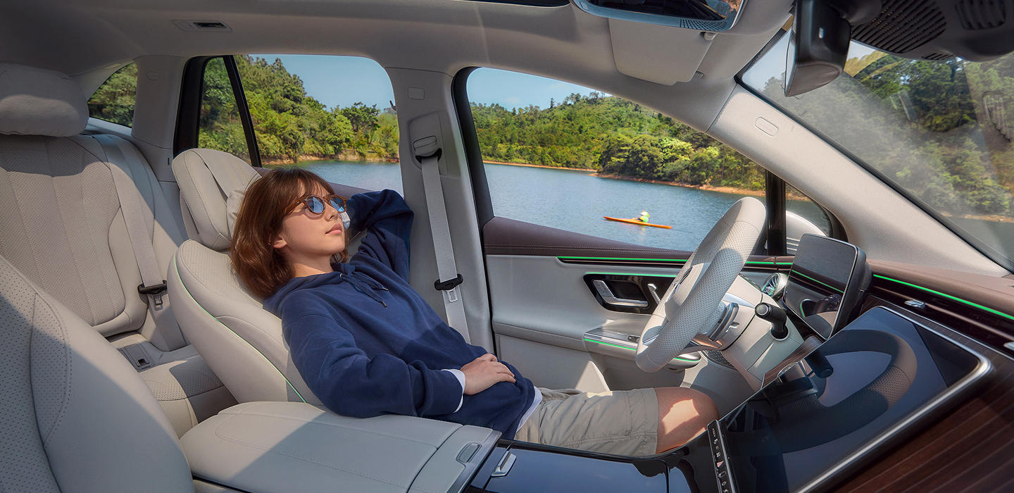/images/img_eqe_suv_features.jpg