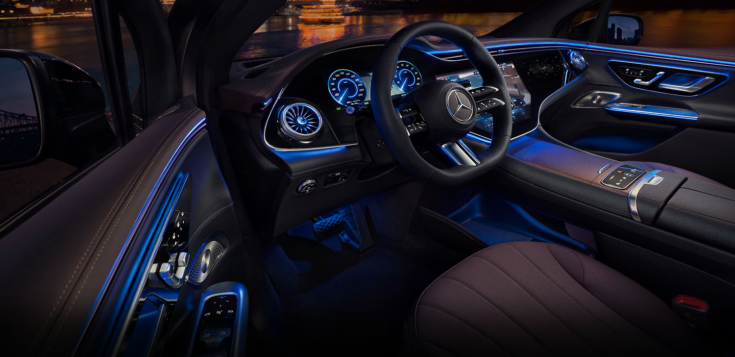 /images/img_eqe_suv_interior.jpg