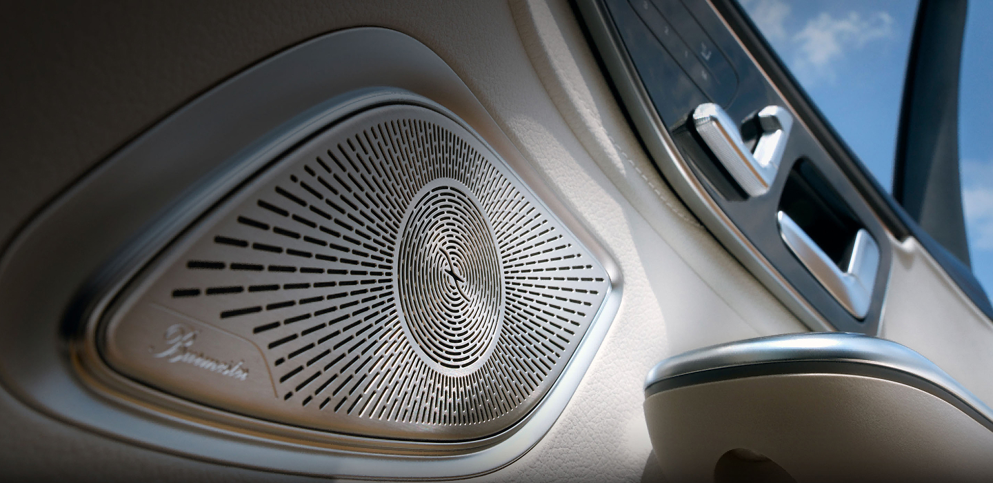/images/img_eqe_suv_sound.jpg